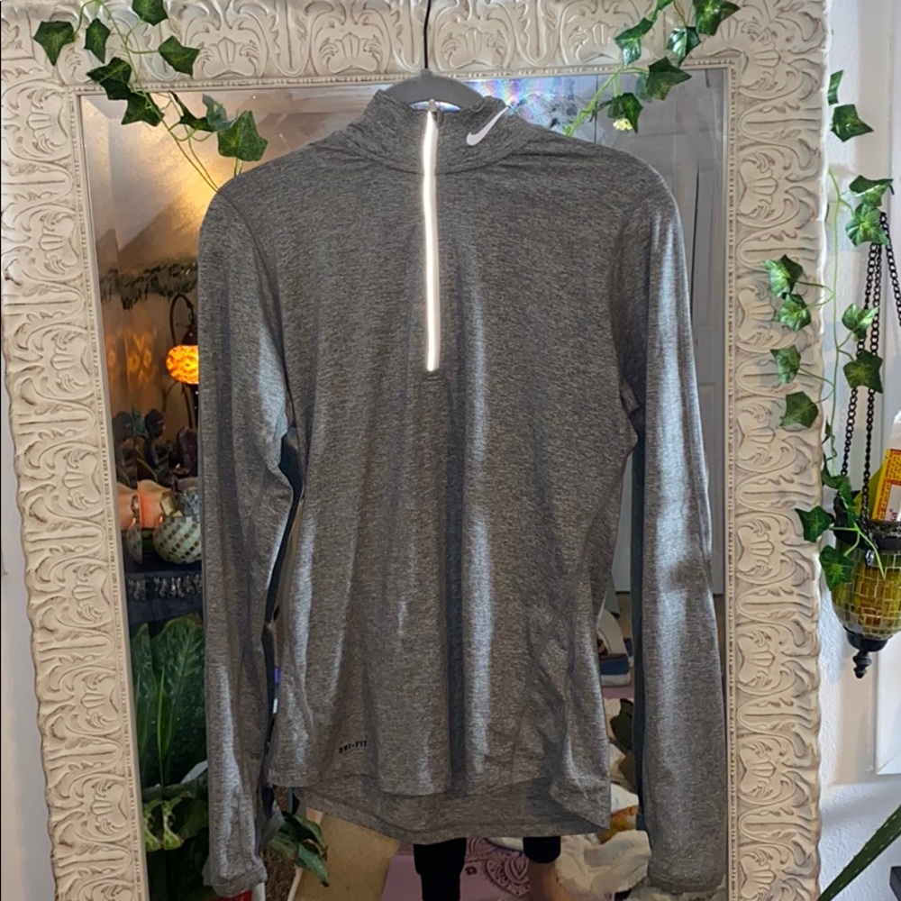 NIKE DriFit Quarter ZIP